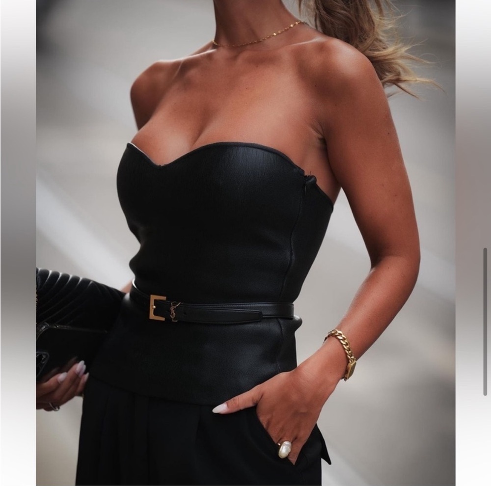 VIRAL NEW !ZARA Bustier FAUX LEATHER Top 
🚨firm price no discount on this top